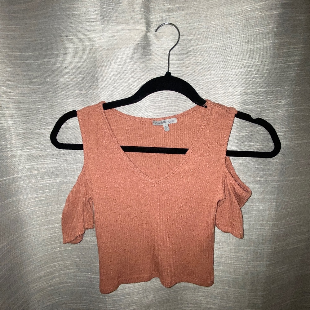 Off shoulder crop tank